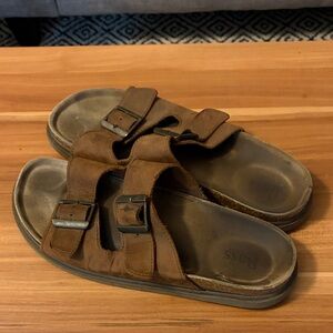 Bass Men's Tan Leather Buckle Sandals
